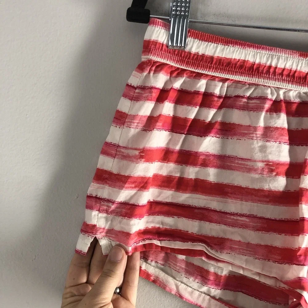 Victoria's Secret Womens Size Medium Pajama Shorts Red‎ Pink Paint Stripes Comfy